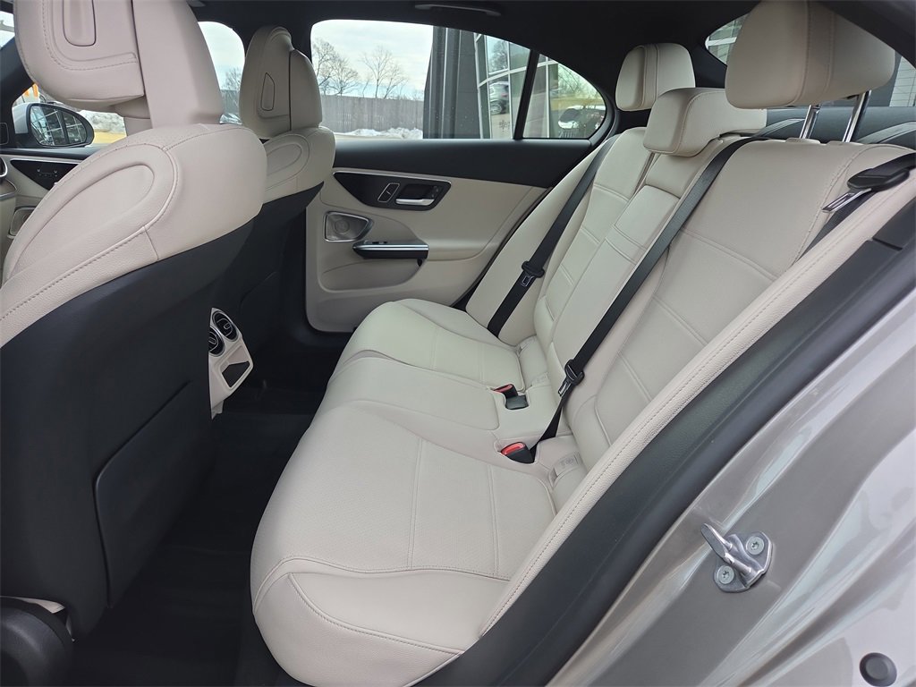 Used 2023 Mercedes-Benz C 300 Sedan image 15
