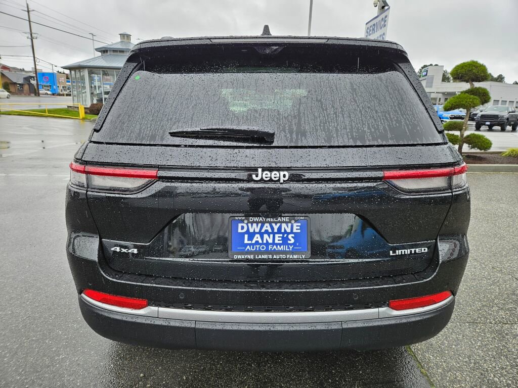 New 2026 Jeep Grand Cherokee Limited w/ Luxury Tech Group II AWD/4WD image 4