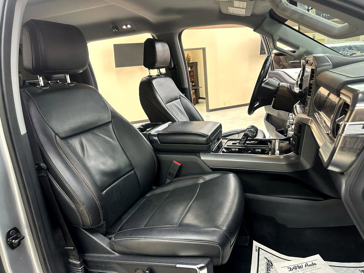 Used 2022 Ford F150 Lariat image 46