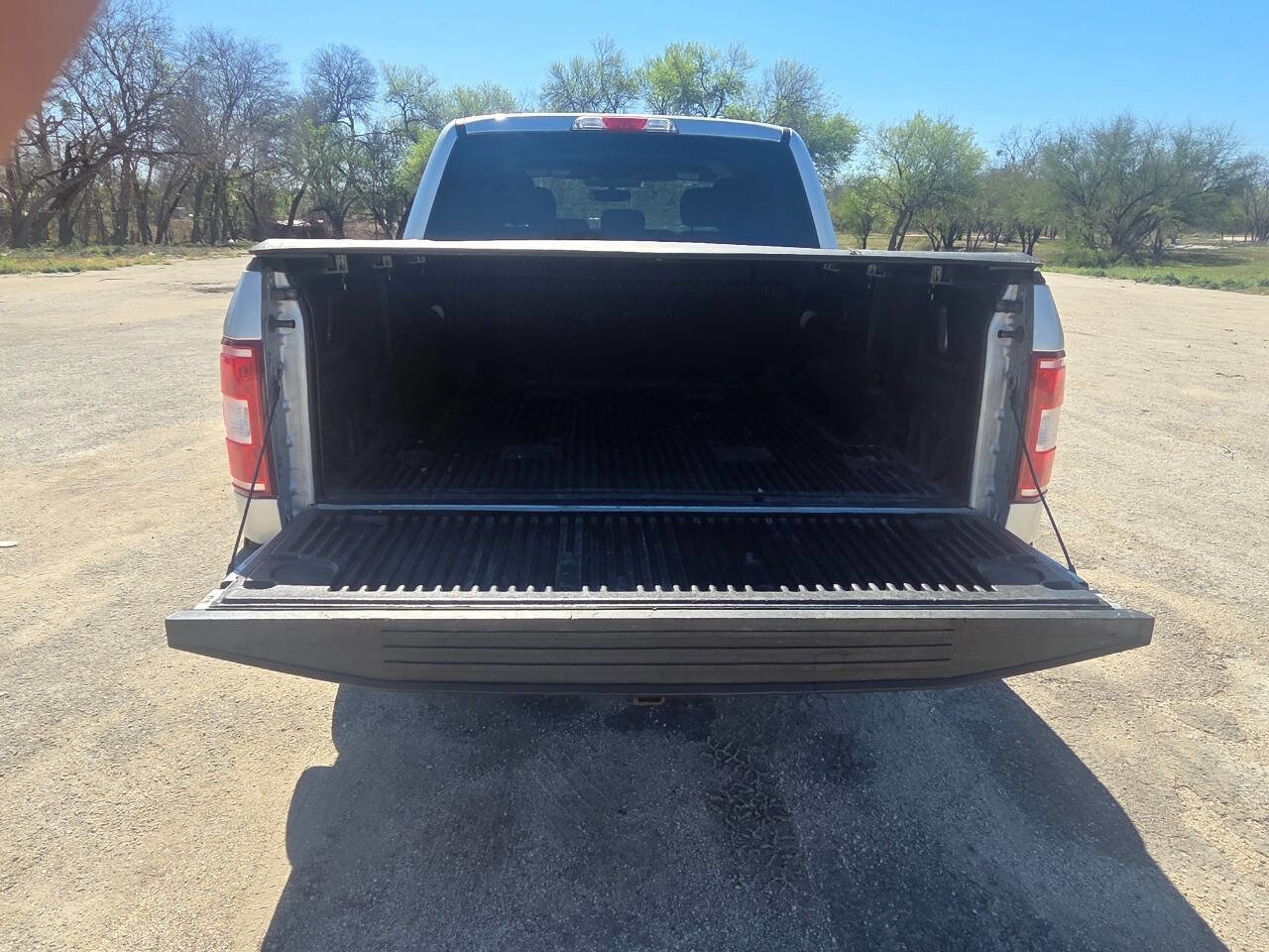 Used 2018 Ford F150 XLT w/ Equipment Group 302A Luxury image 19