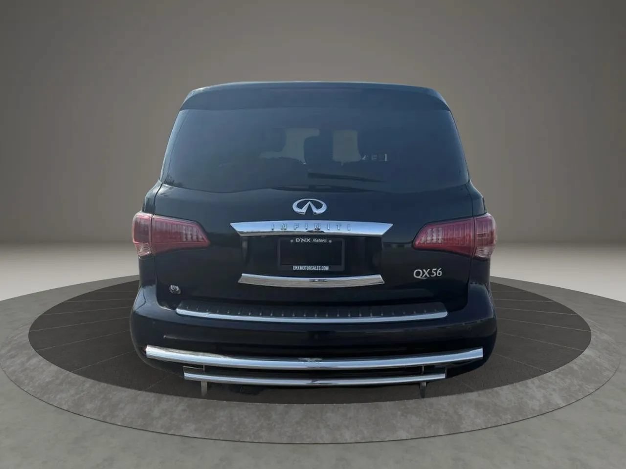 Used 2012 INFINITI QX56 4WD w/ Deluxe Touring Pkg image 4
