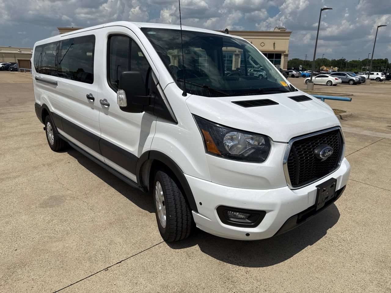 Certified 2024 Ford Transit 350 XLT RWD image 18