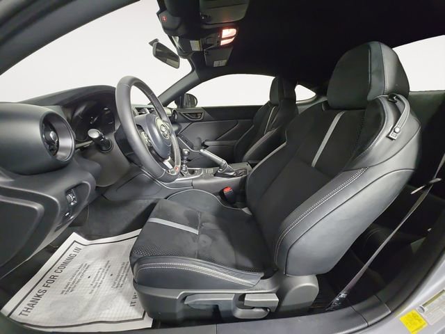 Used 2024 Toyota GR86 Premium RWD image 9