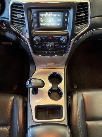 Used 2015 Jeep Grand Cherokee Limited RWD image 25