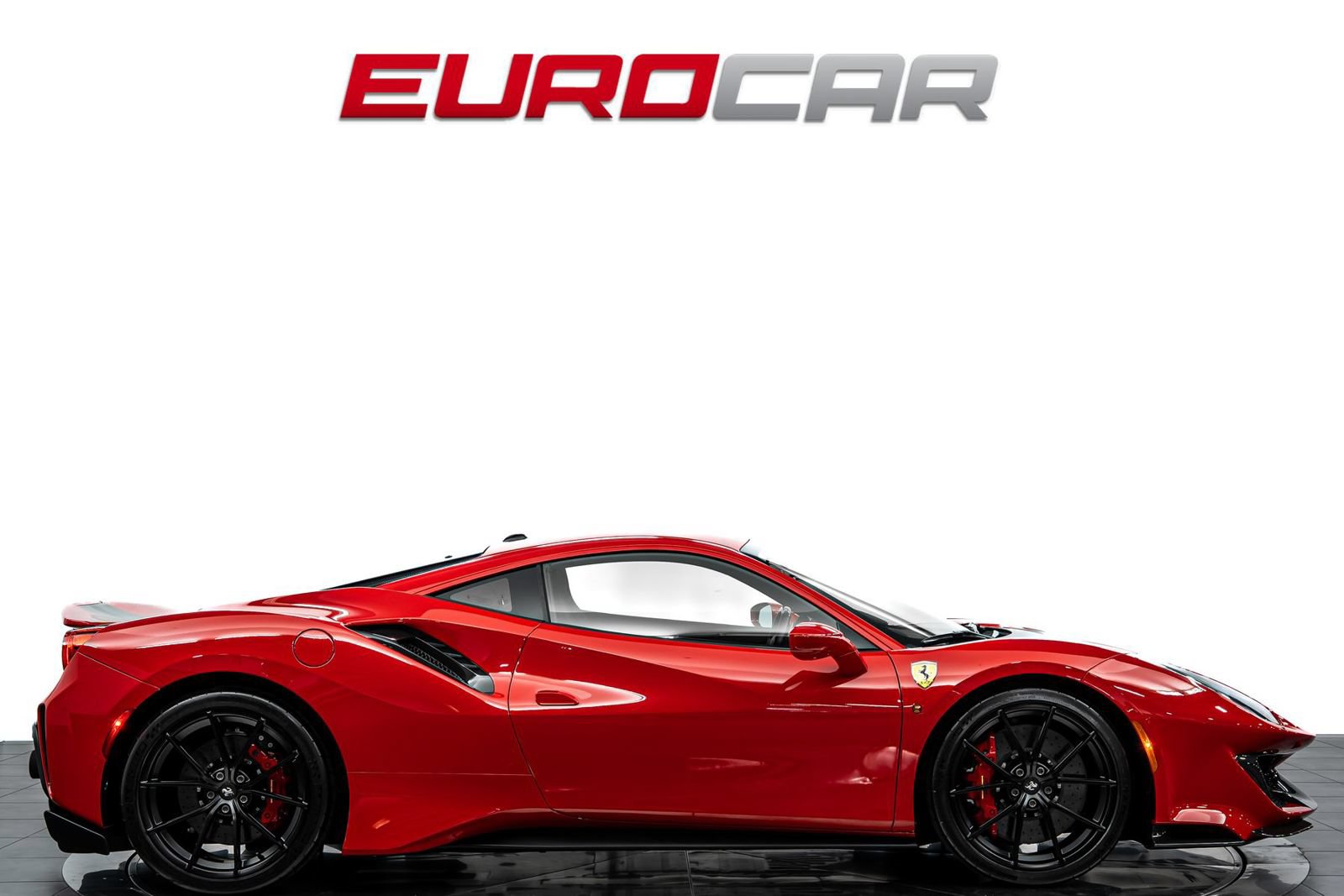 Used 2019 Ferrari 488 Pista Coupe RWD image 6