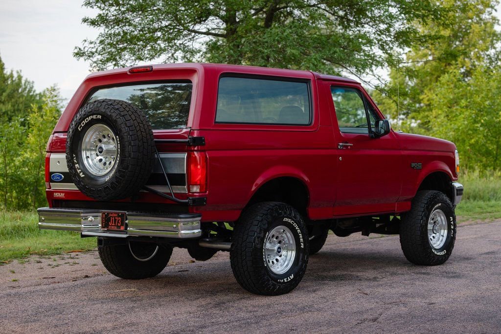Used 1994 Ford Bronco XLT image 21