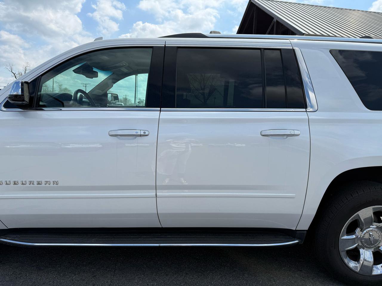 Used 2019 Chevrolet Suburban Premier image 43