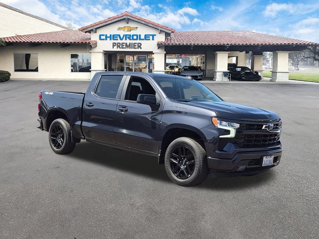 Used 2024 Chevrolet Silverado 1500 RST w/ Protection Package AWD/4WD image 2