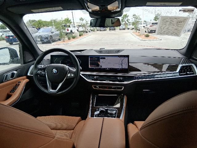 Used 2025 BMW X5 sDrive40i w/ Premium Package RWD image 11