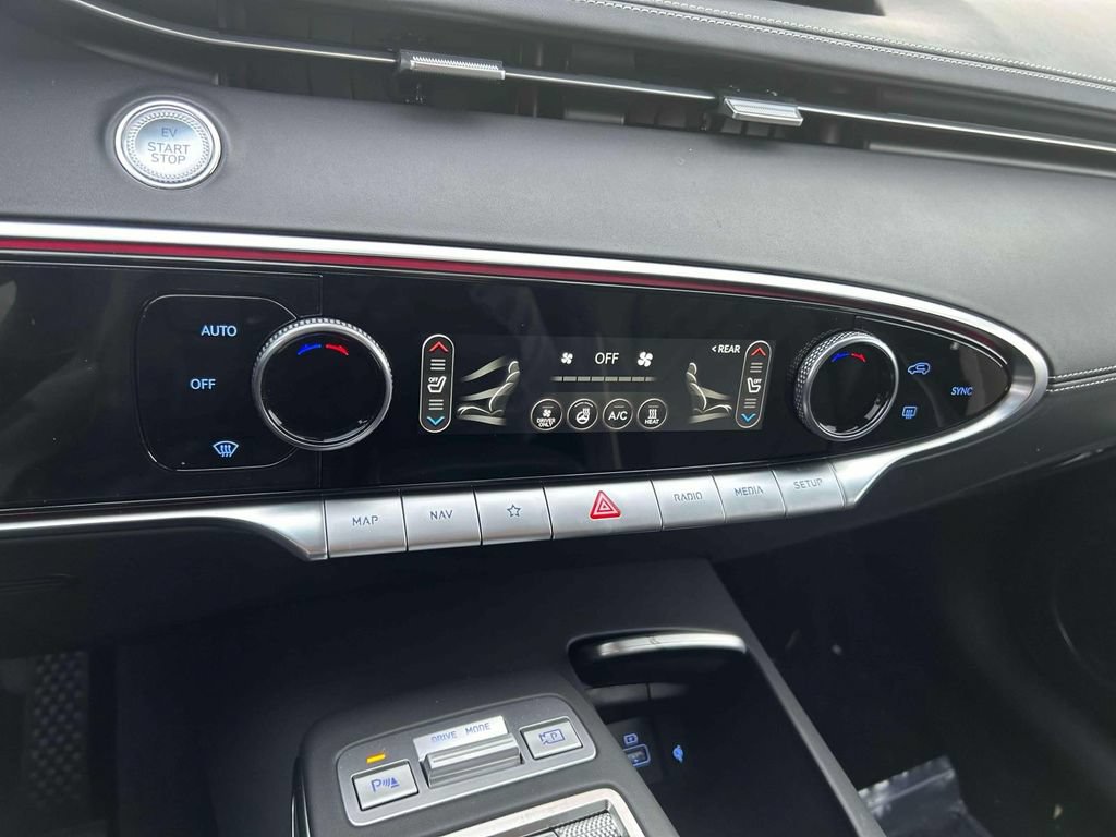 New 2025 Genesis Electrified GV70 w/ Prestige Package AWD/4WD image 17