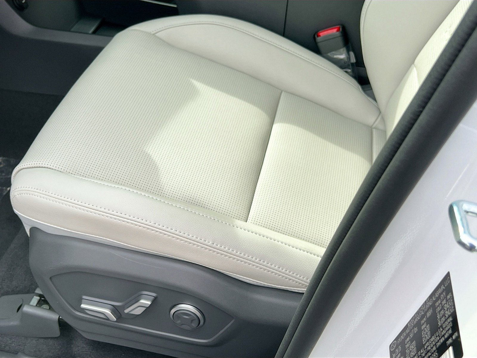 New 2026 Hyundai Santa Fe Limited AWD/4WD image 4