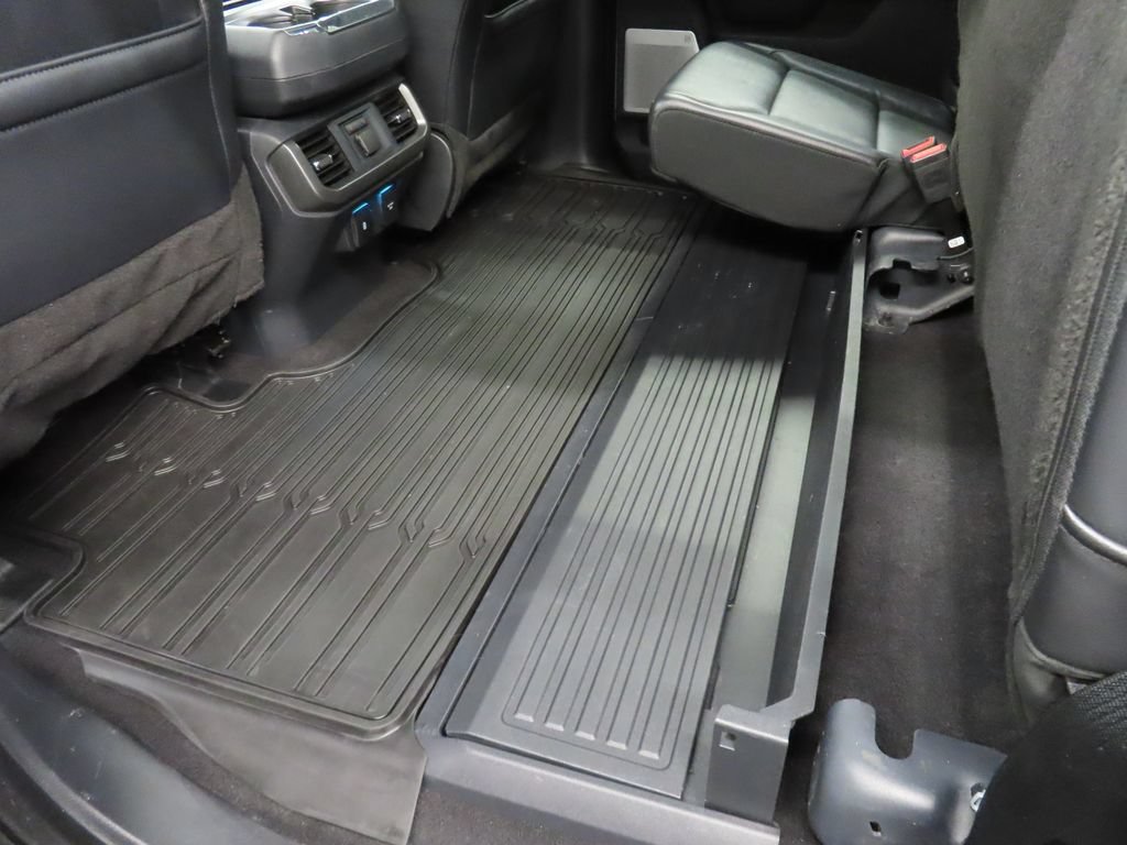 Used 2024 Ford F150 Lariat w/ Equipment Group 502A High AWD/4WD image 58