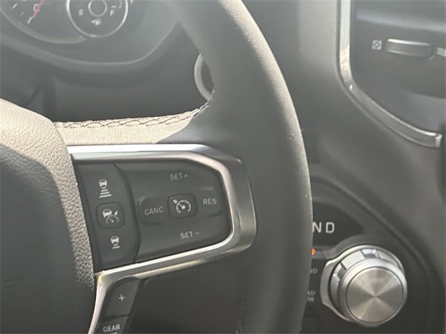 Used 2025 RAM 1500 Laramie image 25