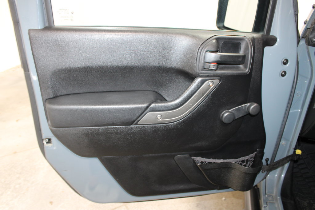Used 2015 Jeep Wrangler Unlimited Sport AWD/4WD image 29