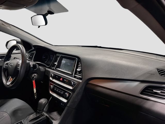 Used 2019 Hyundai Sonata SE FWD image 21