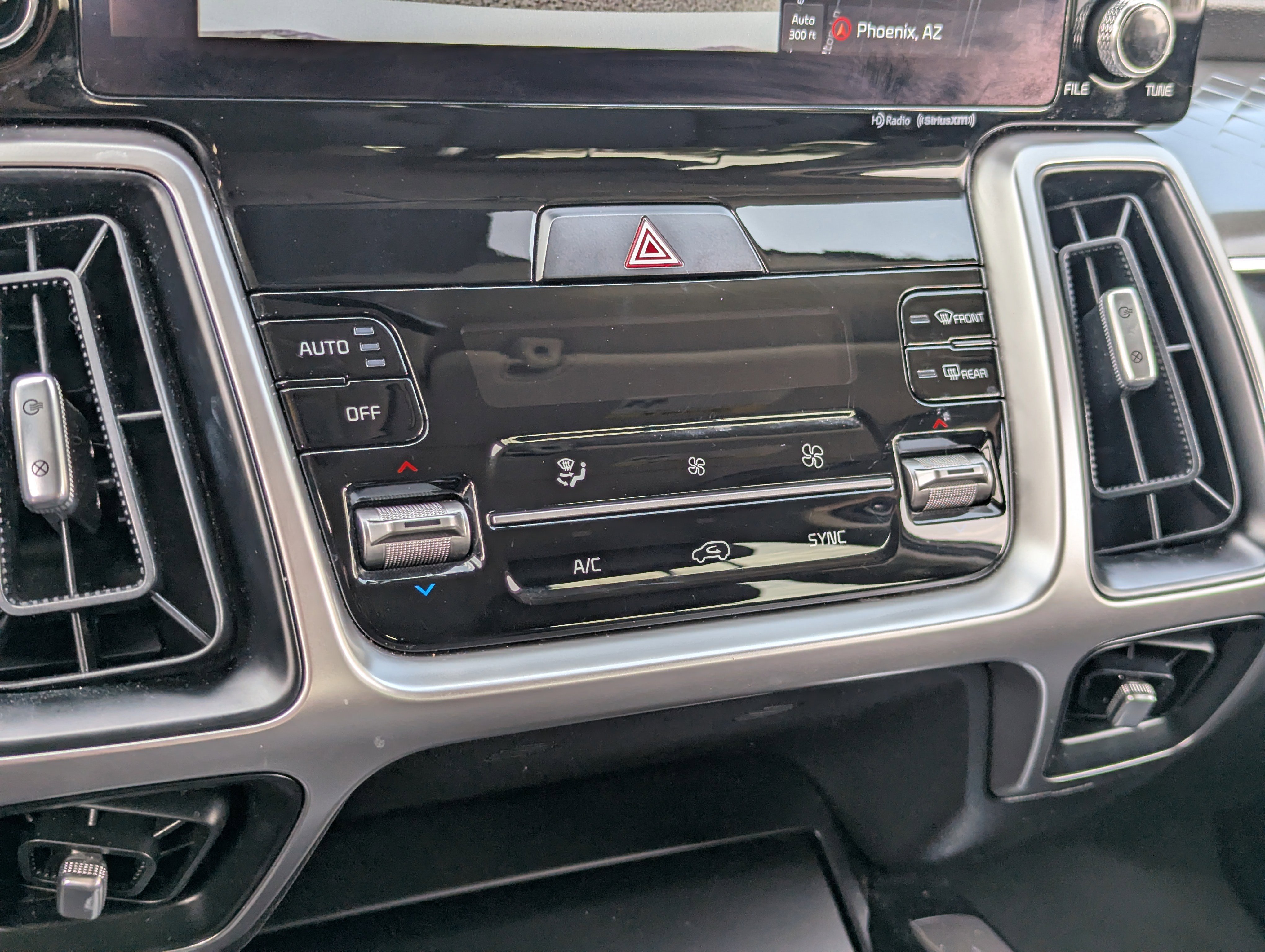 Certified 2022 Kia Sorento S image 26