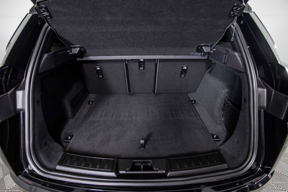 Used 2023 Land Rover Range Rover Evoque SE image 7