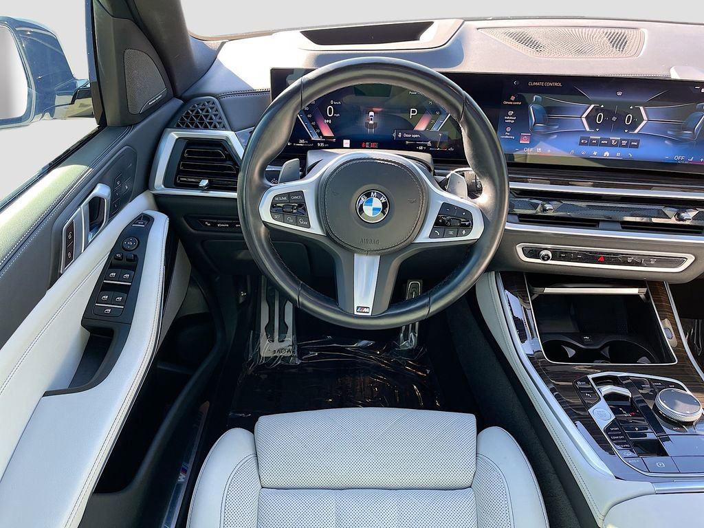 Used 2024 BMW X5 xDrive40i w/ M Sport Package image 30