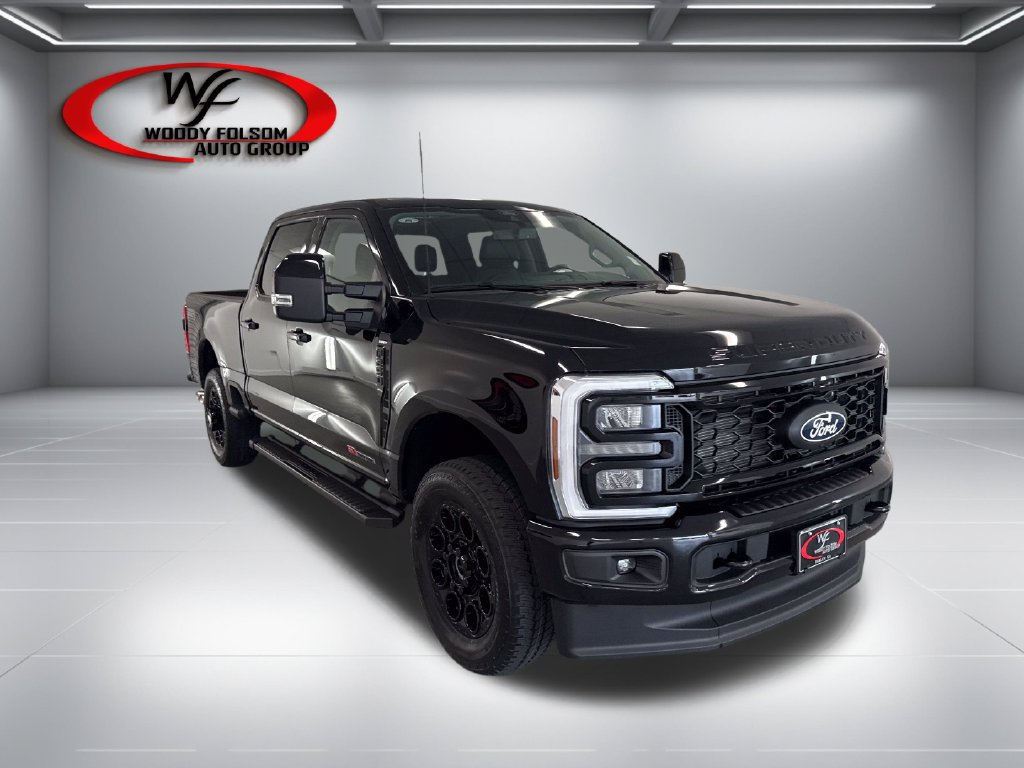 New 2027 Ford F250 Lariat w/ Black Appearance Package AWD/4WD image 3