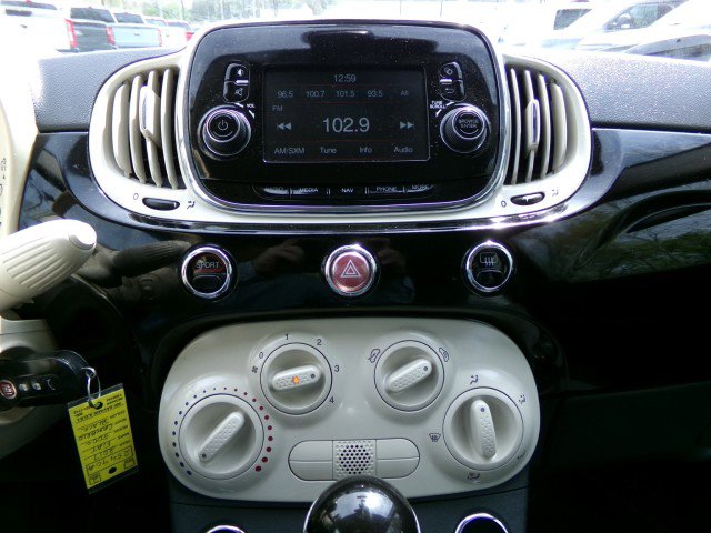 Used 2017 FIAT 500 Pop image 18