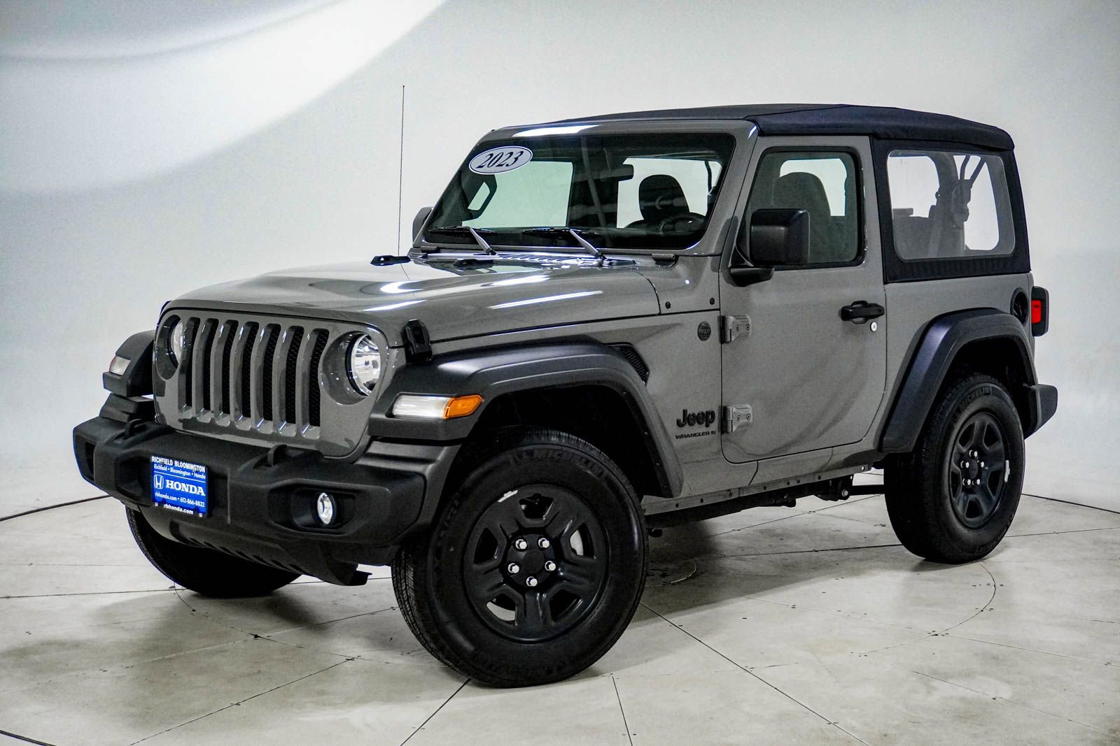 Used 2023 Jeep Wrangler Sport AWD/4WD image 1