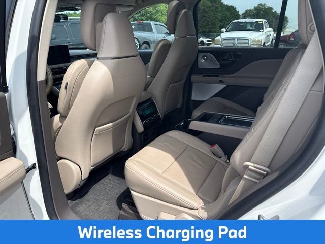 Used 2020 Lincoln Aviator Reserve w/ Equipment Group 202A AWD/4WD image 21