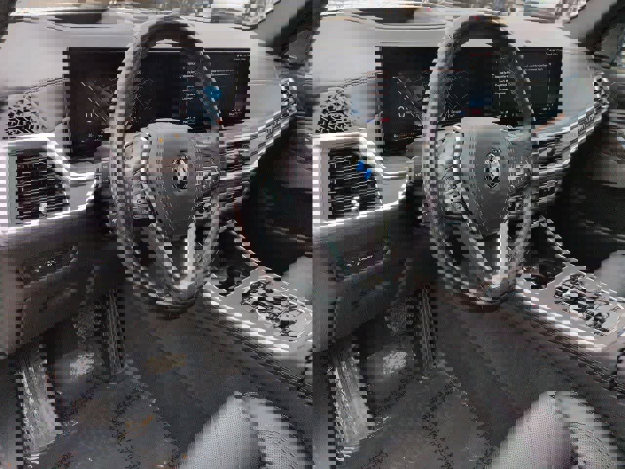 Used 2024 BMW X5 xDrive40i w/ Premium Package image 2