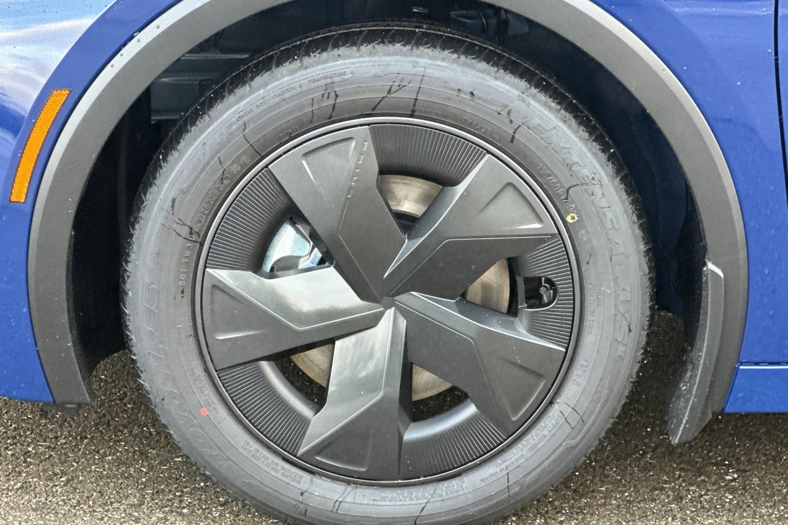 New 2026 Toyota Prius Plug-In Hybrid FWD image 32