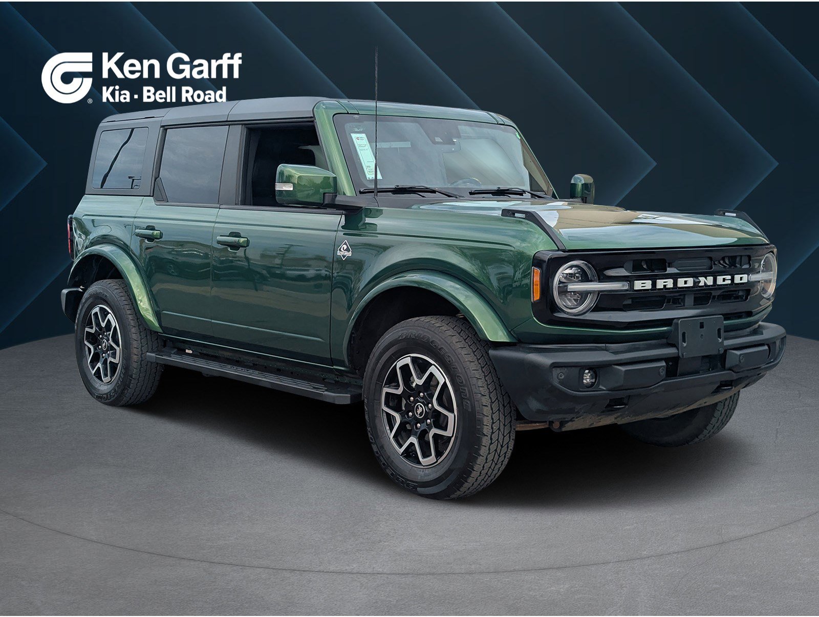 Used 2024 Ford Bronco Outer Banks image 1