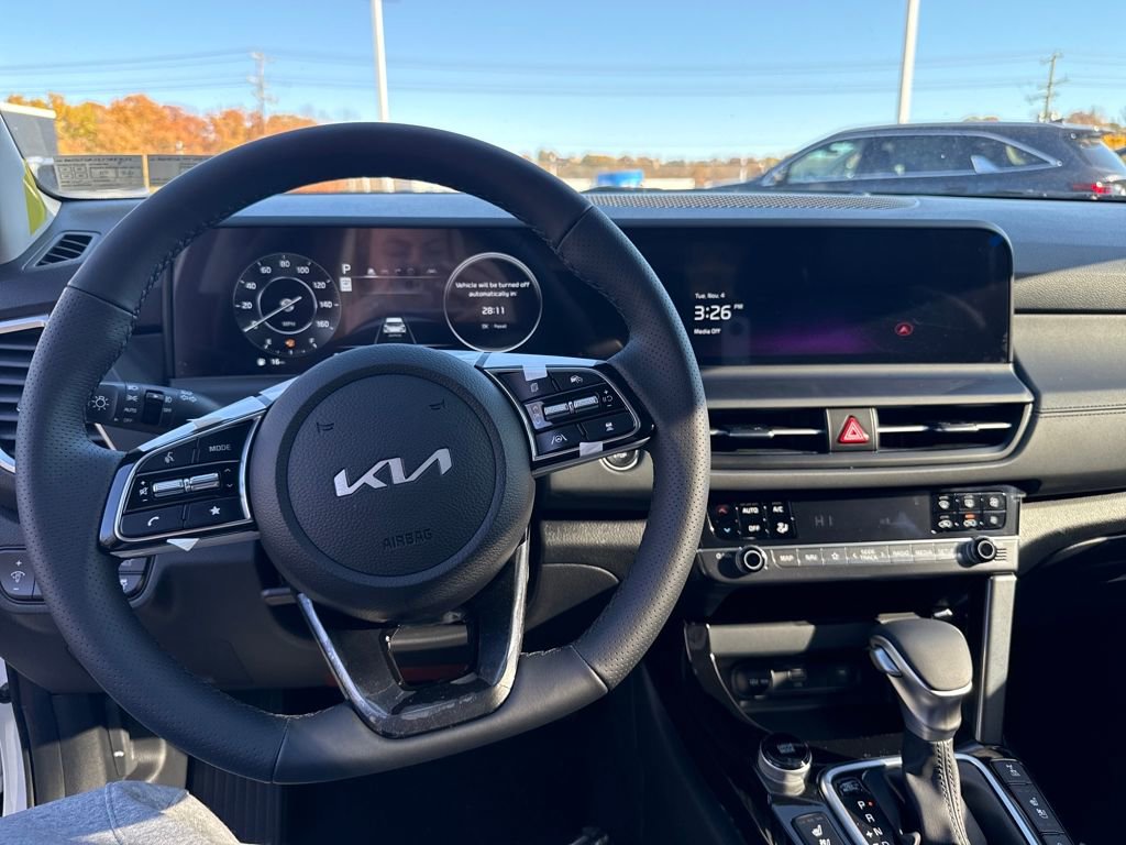 New 2026 Kia Seltos SX w/ SX Sunroof Package image 13