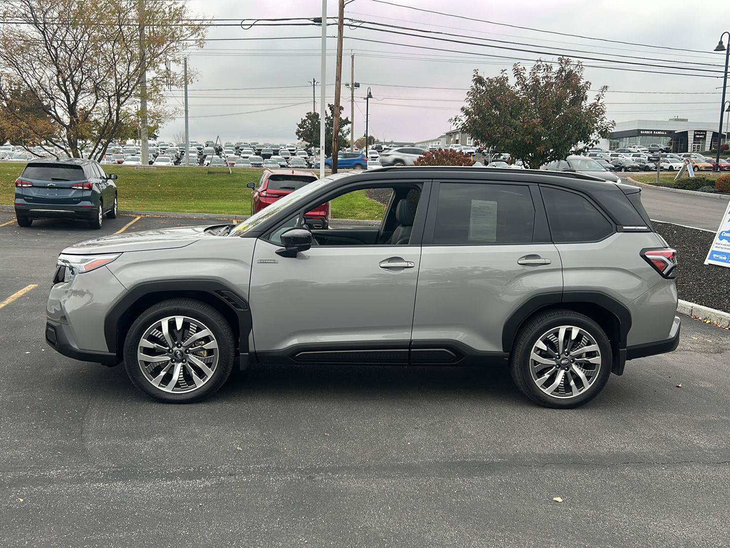Used 2025 Subaru Forester Touring AWD/4WD image 4