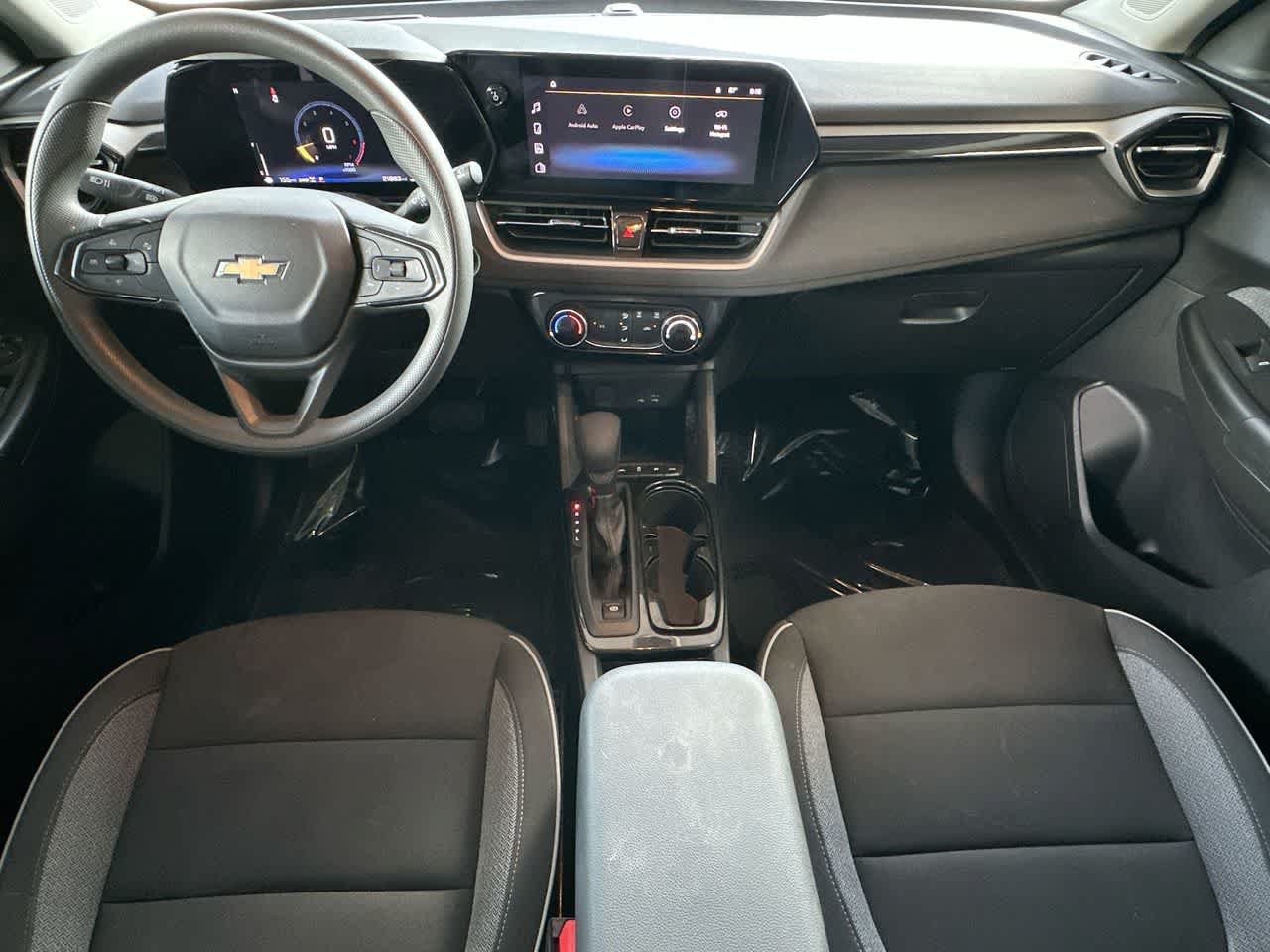 Used 2025 Chevrolet TrailBlazer LT AWD/4WD image 24