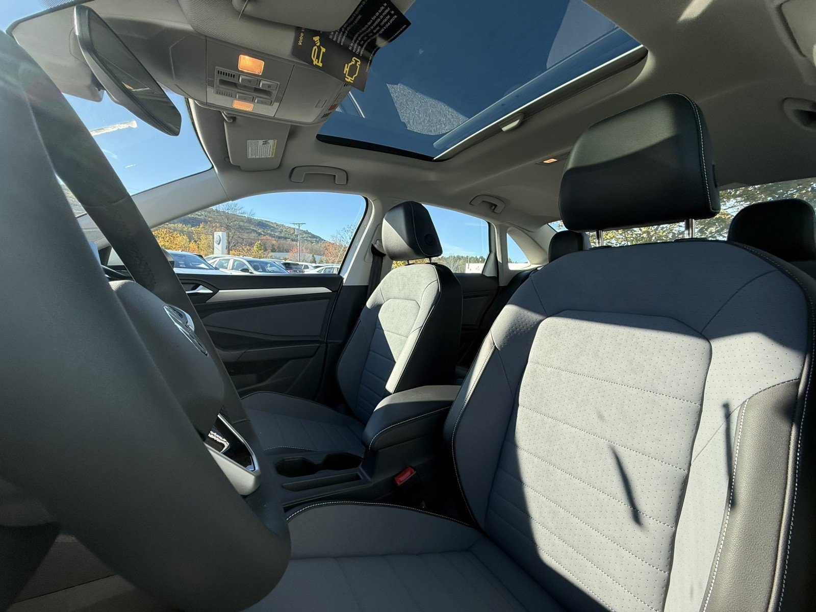 New 2026 Volkswagen Jetta SE image 11