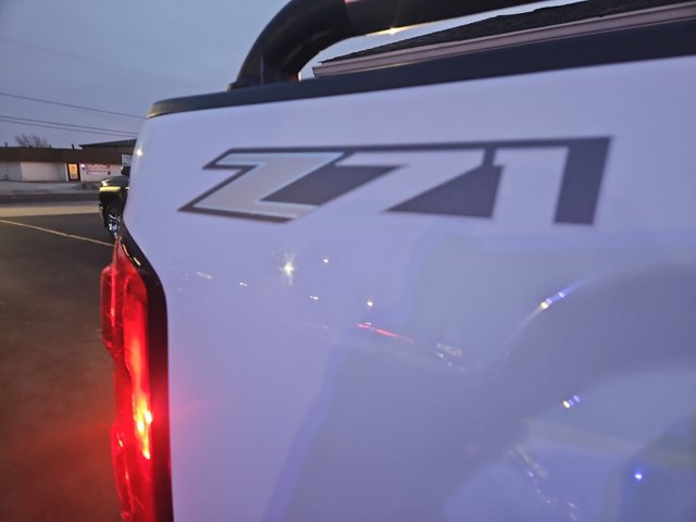 Used 2015 GMC Sierra 2500 SLE image 5