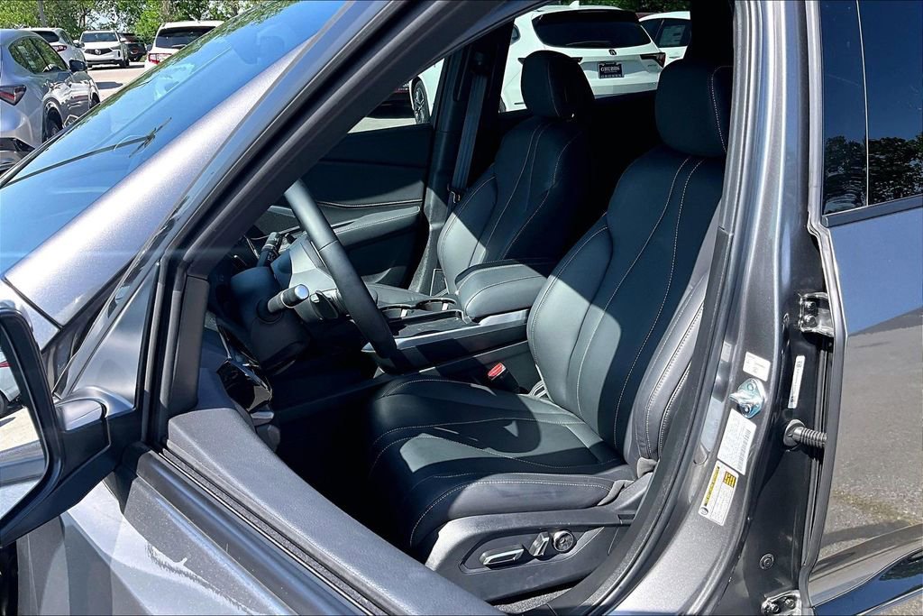 Used 2025 Acura RDX SH-AWD image 34