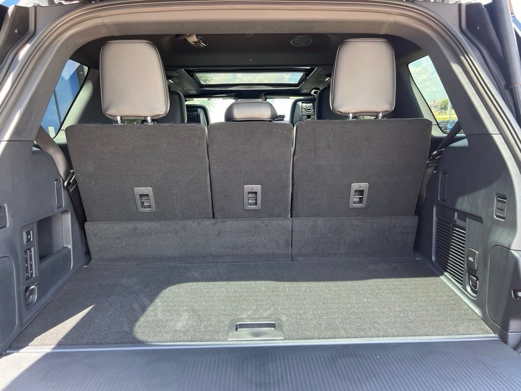 New 2027 Ford Expedition Platinum w/ Stealth Appearance Package RWD image 11