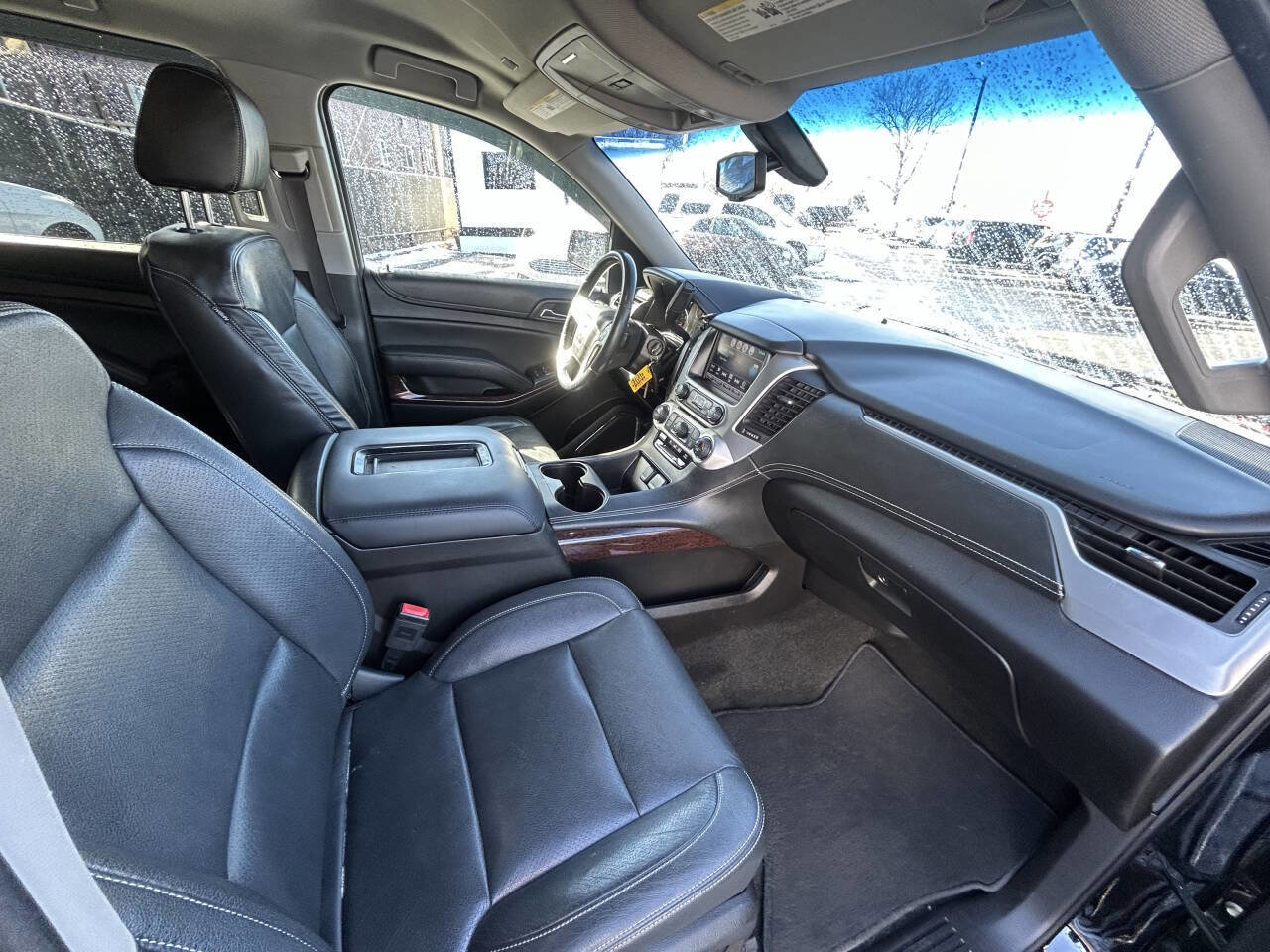 Used 2017 GMC Yukon XL SLE image 24