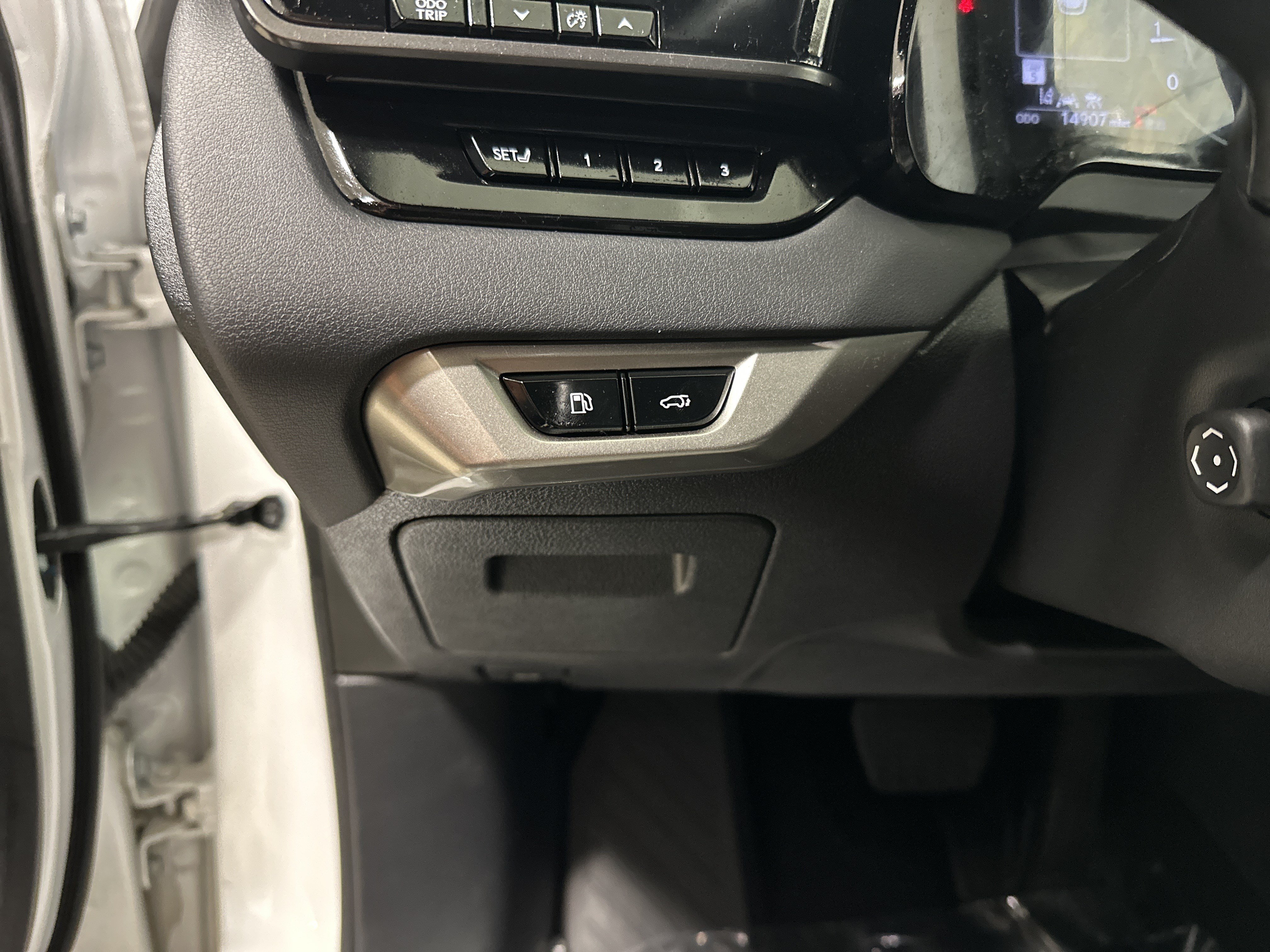Certified 2024 Lexus RX 350 AWD w/ Premium Package w/ Convenience Package image 37