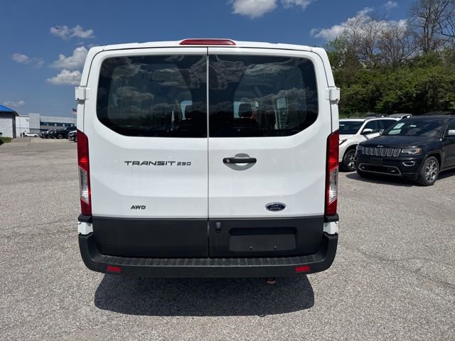 Used 2023 Ford Transit 250 Low Roof AWD image 5