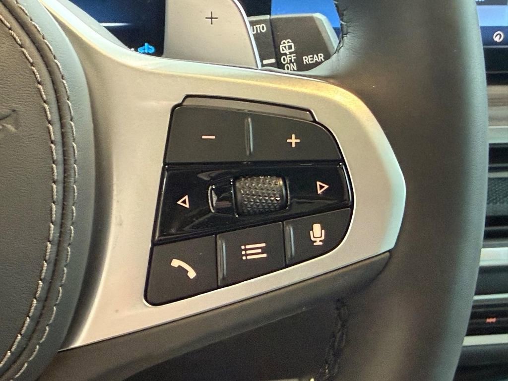 New 2026 BMW X5 xDrive40i w/ Executive Package image 12