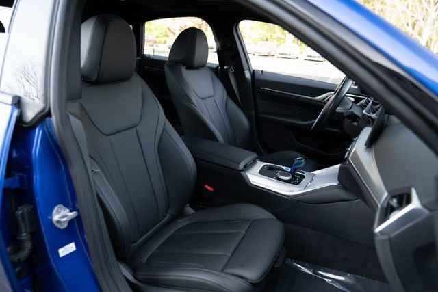 Used 2023 BMW i4 eDrive40 w/ M Sport Package image 39