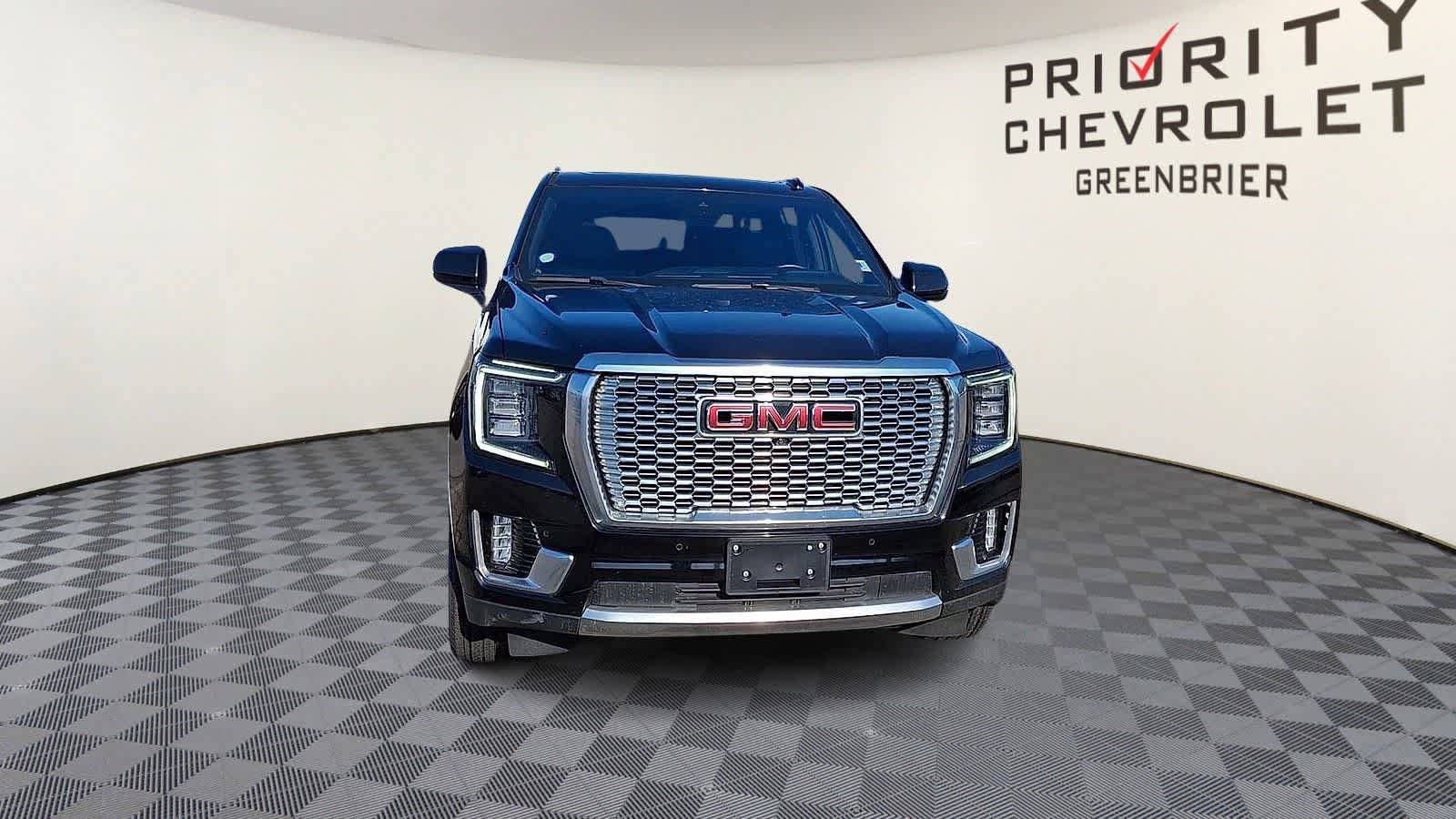 Certified 2024 GMC Yukon XL Denali image 3