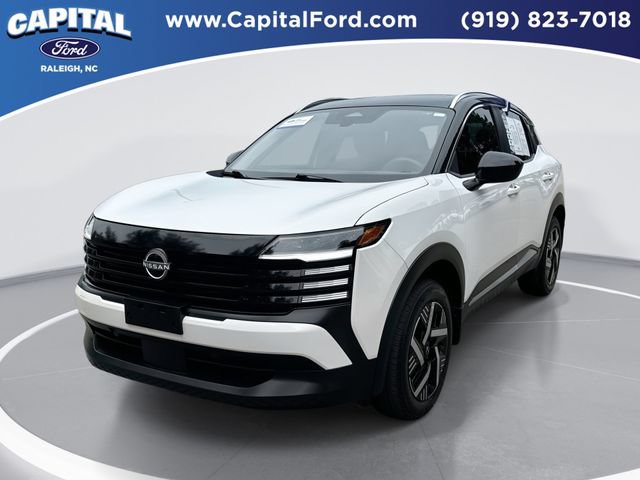 Used 2025 Nissan Kicks SV w/ SV Premium Package FWD image 1