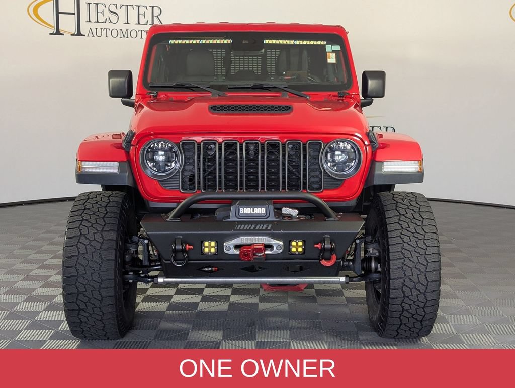 Used 2024 Jeep Gladiator Mojave AWD/4WD image 3