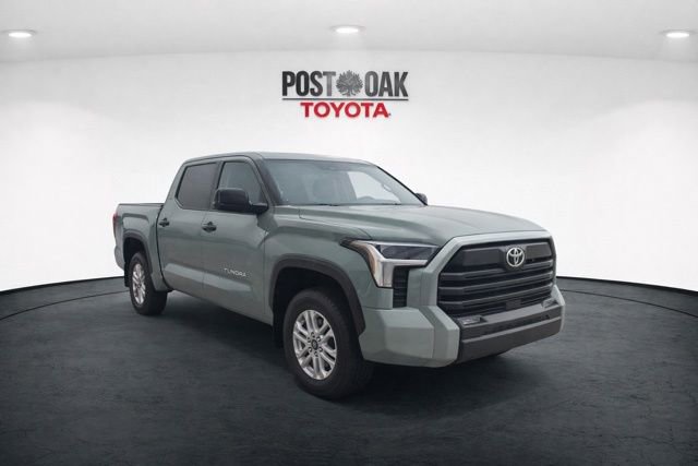 Used 2025 Toyota Tundra SR5 w/ SR5 Convenience Package image 8