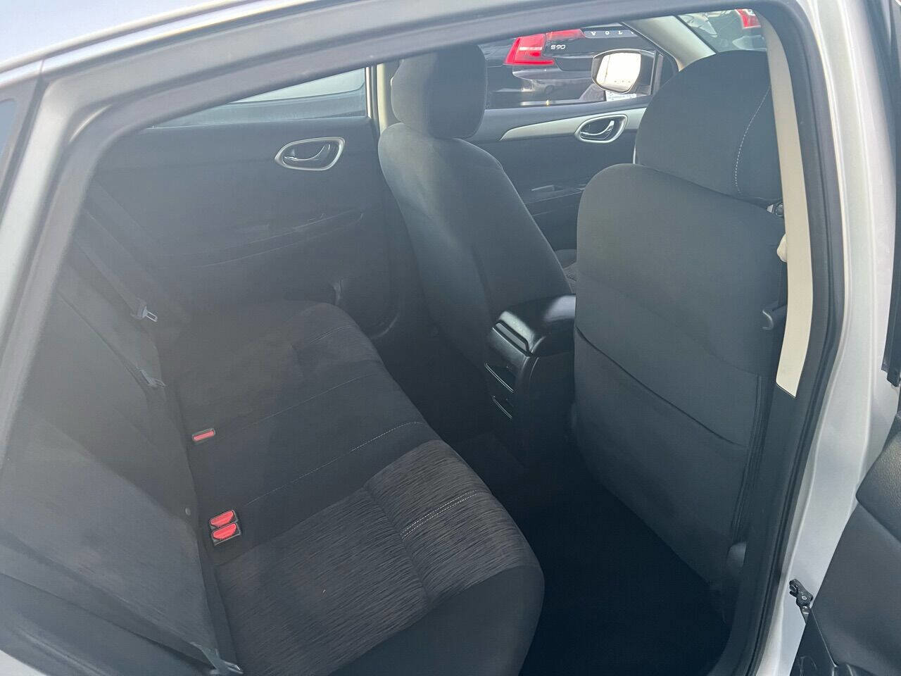 Used 2015 Nissan Sentra SV w/ Navigation Package FWD image 13