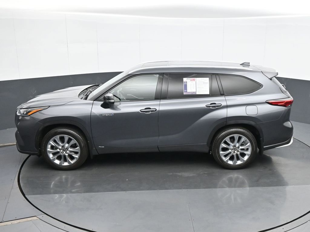 Used 2021 Toyota Highlander Limited AWD/4WD image 19