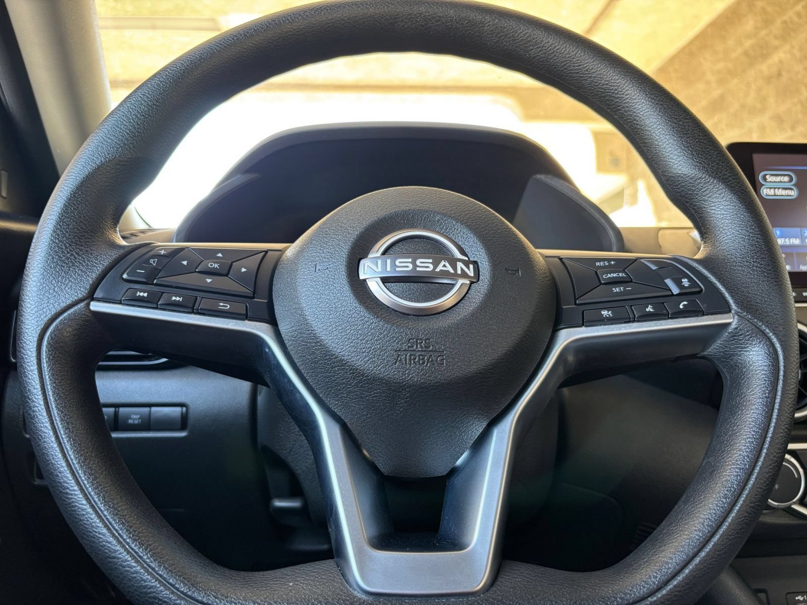 Used 2025 Nissan Sentra SV FWD image 27