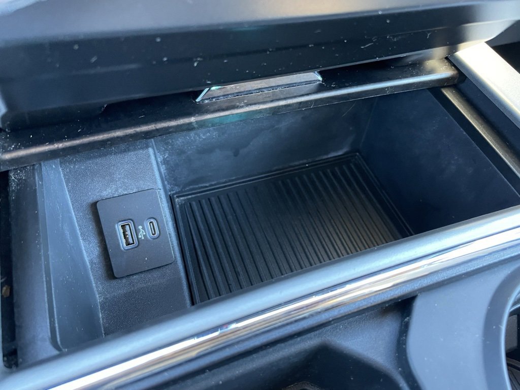 Used 2022 Ford F250 Lariat w/ Chrome Package image 12