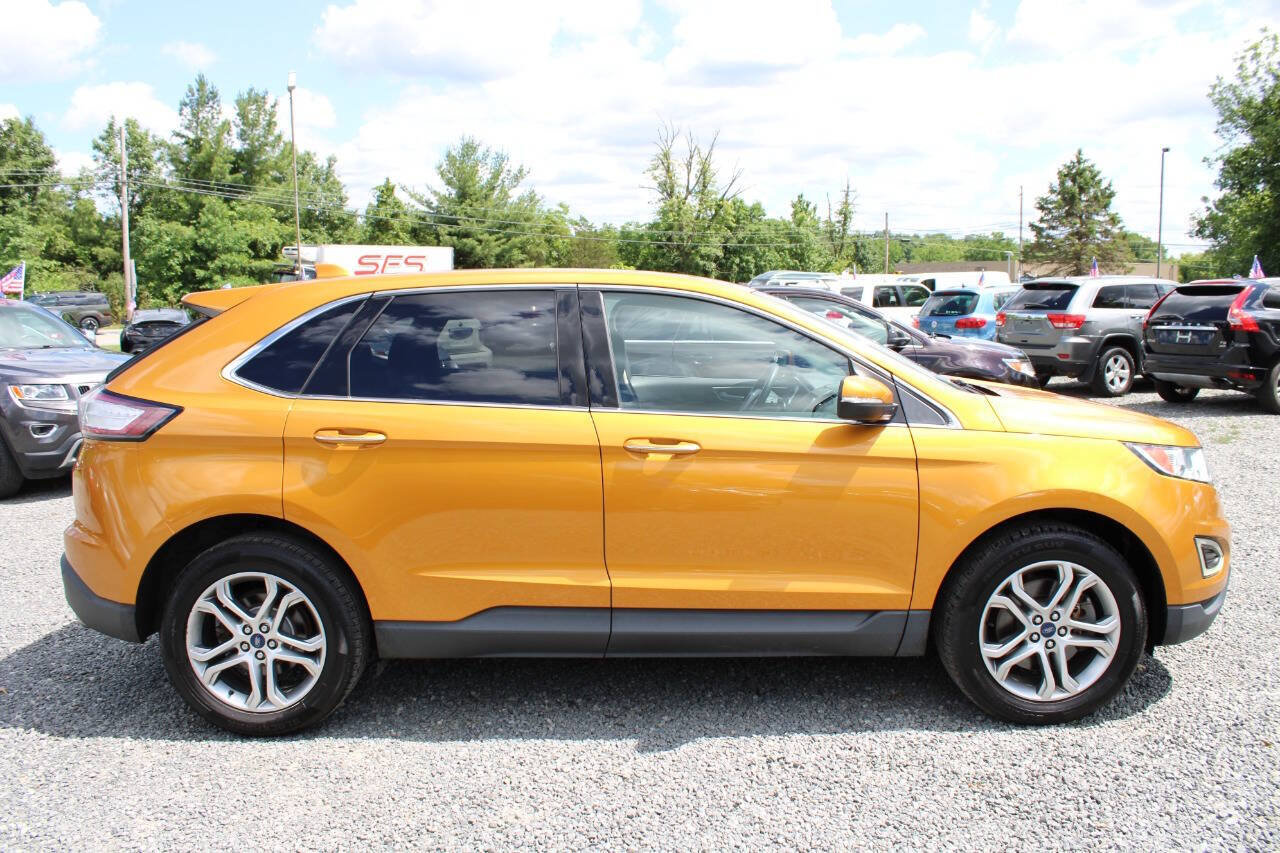 Used 2016 Ford Edge Titanium AWD/4WD image 6